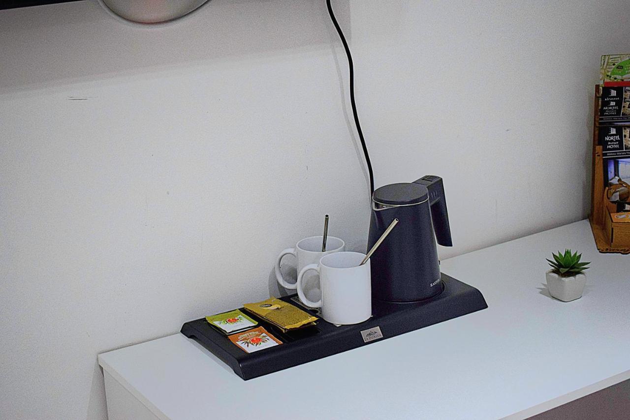 Deluxe Nortel Hotel サラエヴォ エクステリア 写真
