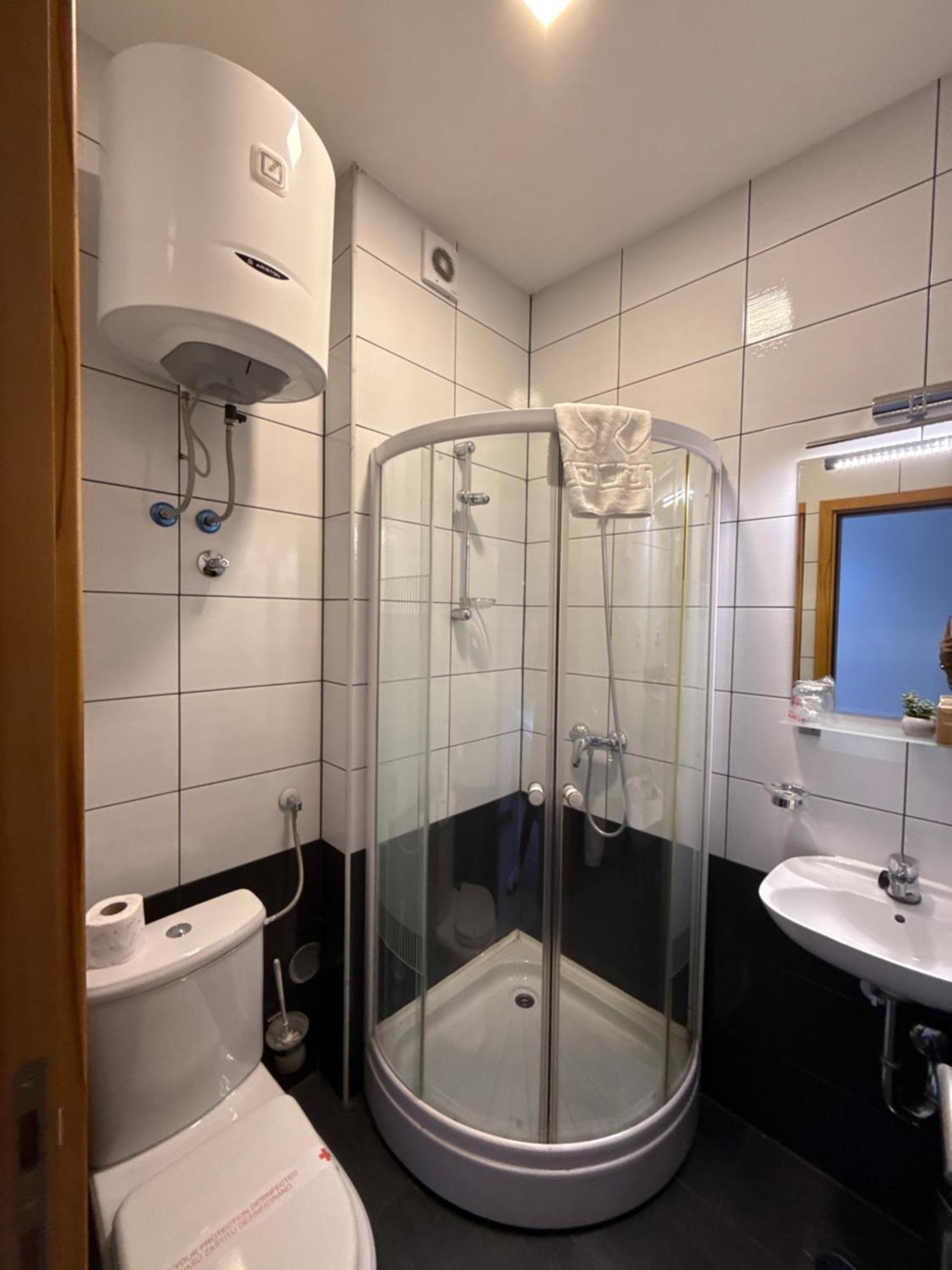 Deluxe Nortel Hotel サラエヴォ エクステリア 写真