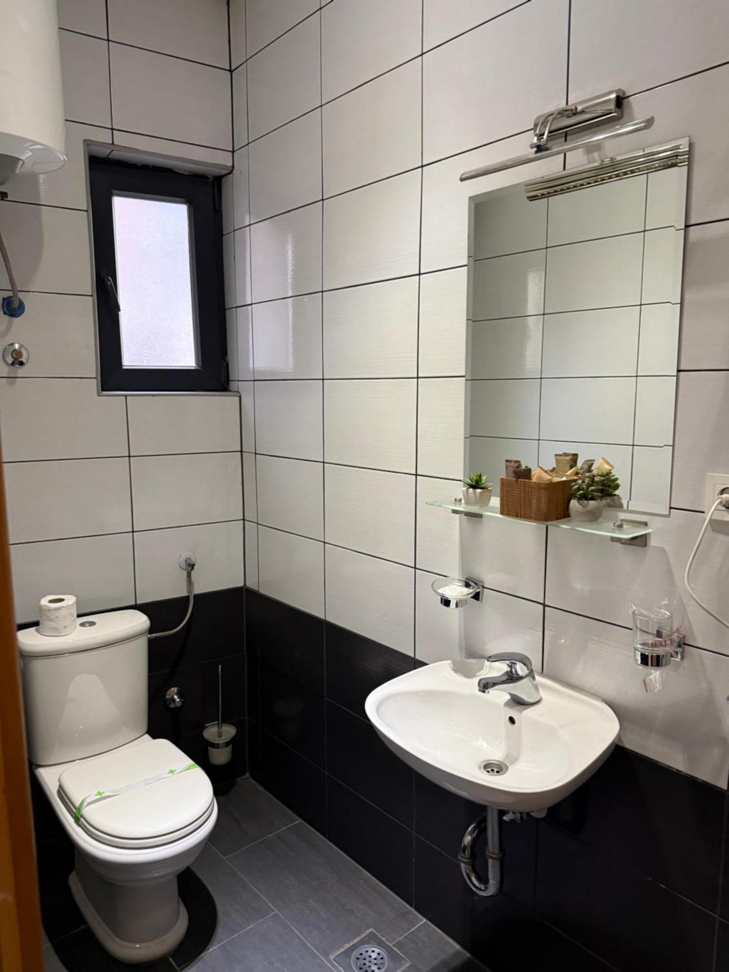Deluxe Nortel Hotel サラエヴォ エクステリア 写真